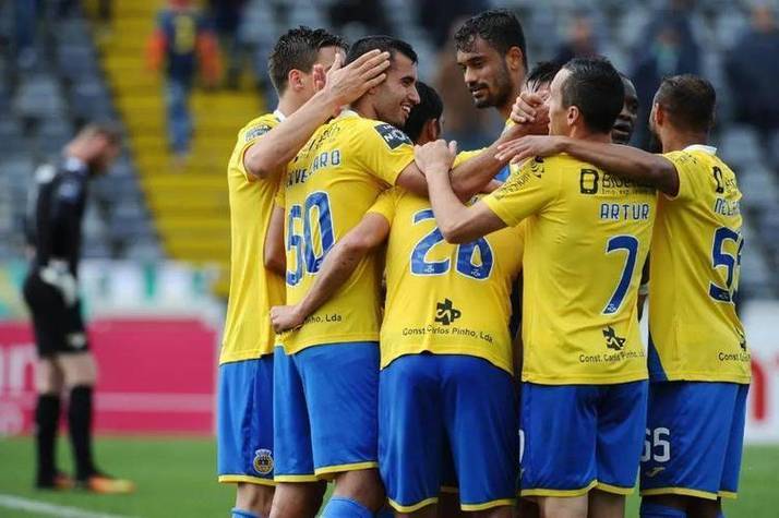 英雄联盟-包含葡超清晨再迎强敌；达拉斯独行侠战术微调；主帅态度：管理层满意；年轻球员得到机会的词条