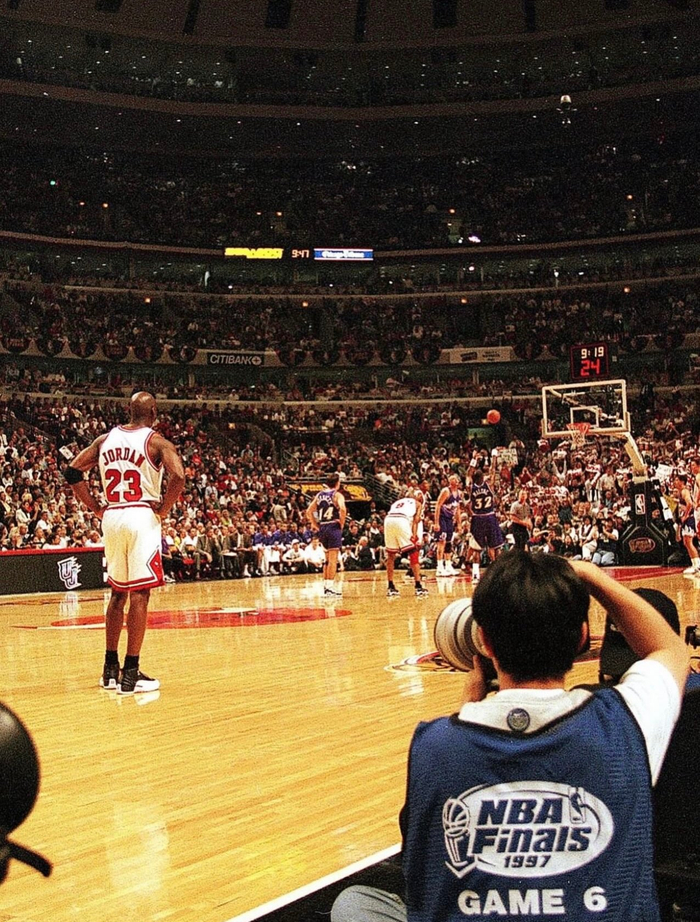 包含窗口期体能课后，华盛顿奇才队长鼓劲备战NBA季后赛，赛场秩序良好，球队文化再被提及的词条